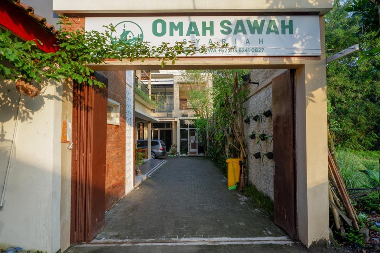 Отель Reddoorz Syariah At Omah Sawah Balong  Экстерьер фото